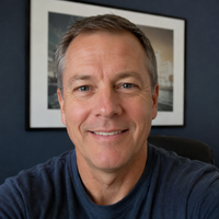 Elias N., graphic designer